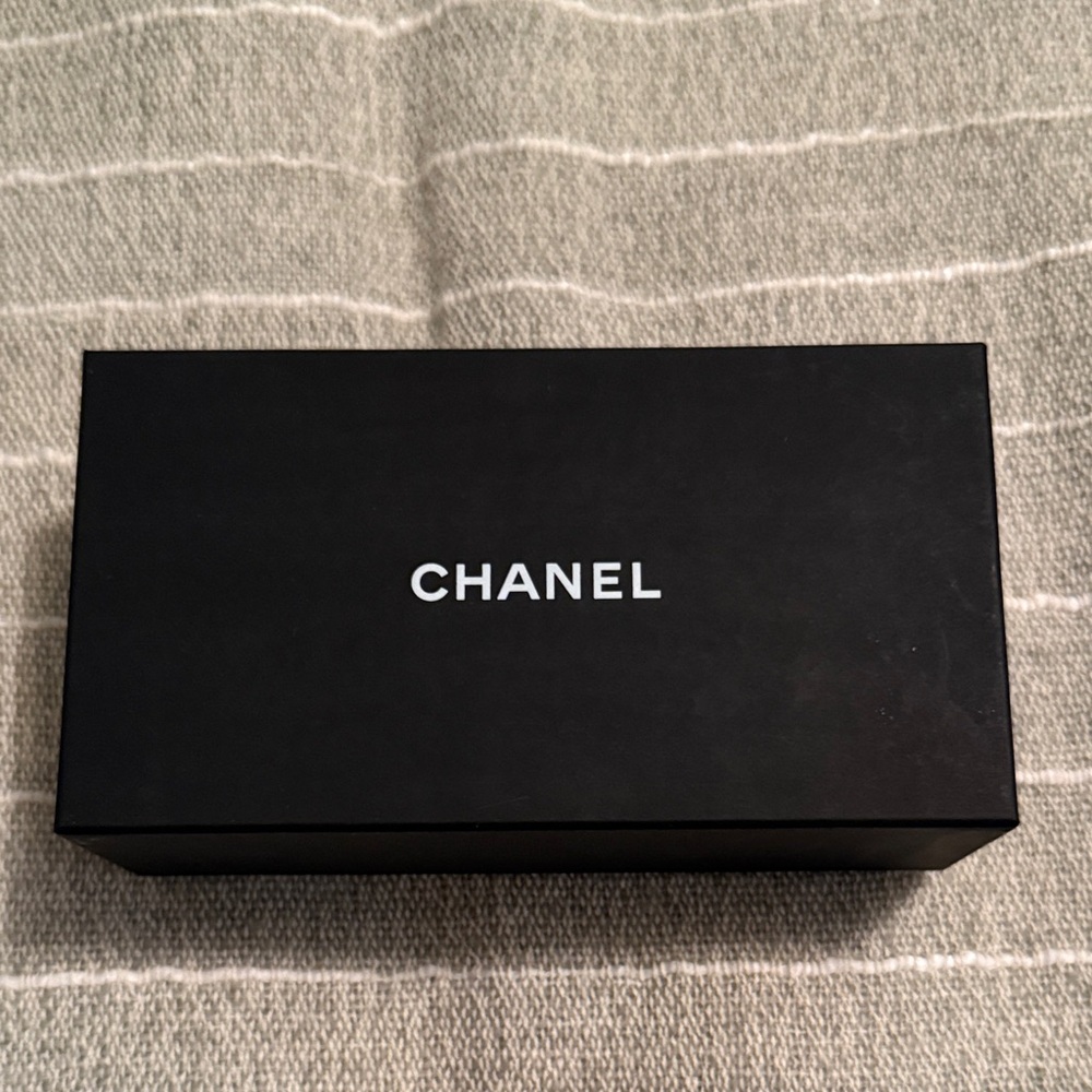 CHANEL Sunglasses box Black with instructions and cards